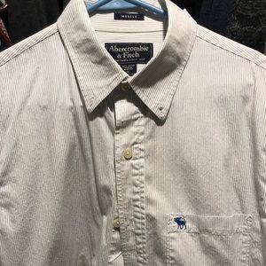 Men’s Abercrombie button down
